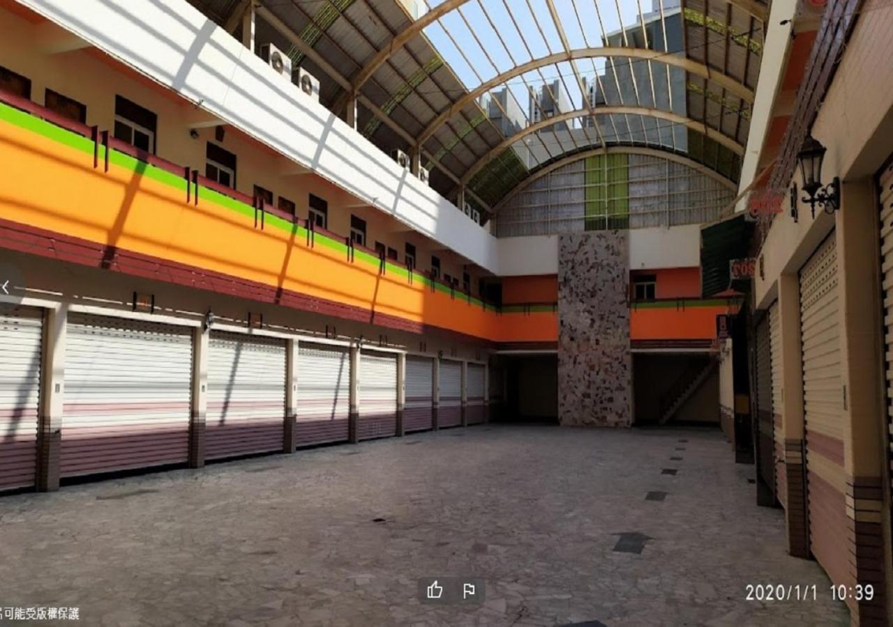 Hua Xiang Motel - Arena Kaohsiung Zewnętrze zdjęcie