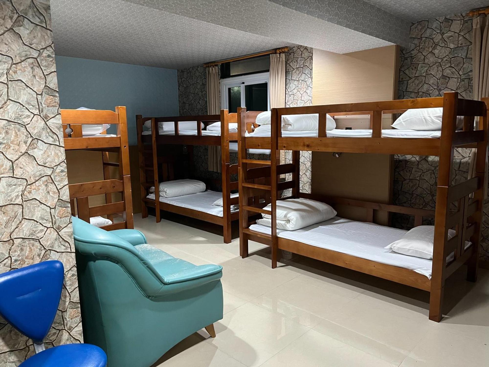 Hua Xiang Motel - Arena Kaohsiung Zewnętrze zdjęcie
